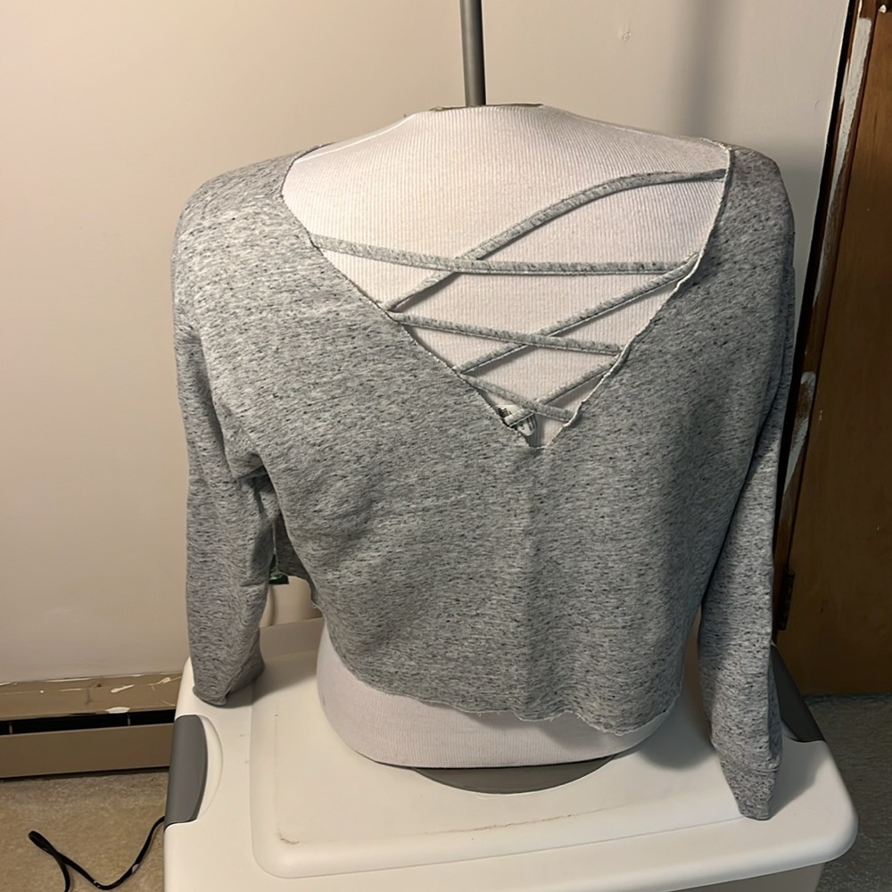 PINK Victoria's Secret Gray Women's Top - Picture 4 of 5